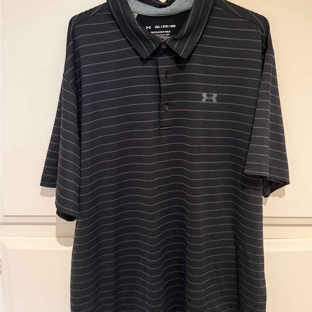 Under Armour Men's Dark Gray and Black Stripe The Play-Off Polo